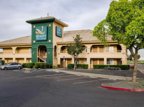 Holiday Inn Express Lathrop (stockton Area)