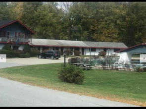 The Chalet Motel, A Travelodge by Wyndham