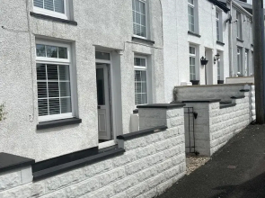 Tydfil Retreat - 3 Bedroom Cozy House