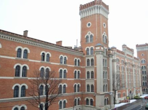 GoVienna City Center Apartment