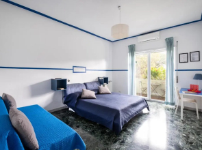 Take It Easy Roma Guest House