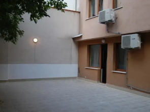 Aleko Apartments
