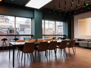 Dayin International Youth Hostel (Shanghai Nanjing East Road;People's Square;The Bund Branch)