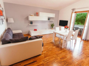 Domus Leonardo-Private Free Parking