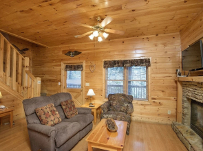 Lockers Mountain Hideaway by Eagles Ridge Resort