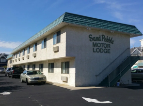 Sand Pebble Motor Lodge