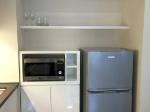 Bluesky Serviced Apartment Airport Plaza