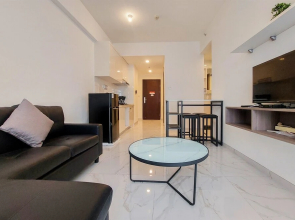 Comfortable And Homey Living 2Br At Sky House Bsd Apartment