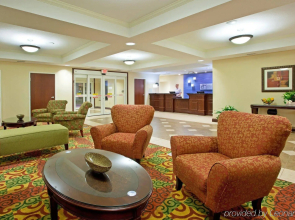 Holiday Inn Express & Suites Portland by IHG