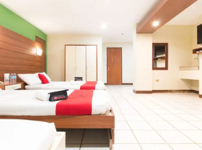 Goodnews Travellers Inn by RedDoorz