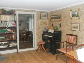 Awesome Home in Brålanda With 1 Bedrooms
