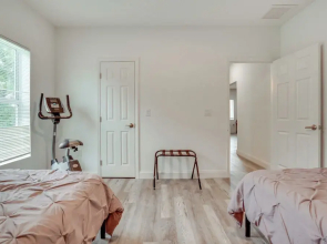 13 Mi to Beaches: Pet-friendly Condo in Palmetto!