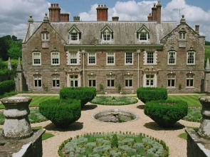 Langdon Court Hotel