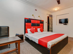 OYO 77605 Young Muskan Palace