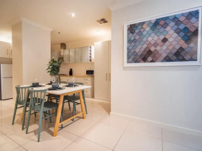 Serene on Grenfell - Pool - Wifi - Nespresso - Netflix