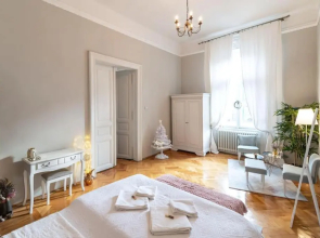 No.8: Lovely & Cosy 3-room Heart of the City