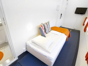 Jumbo Stay - Hostel
