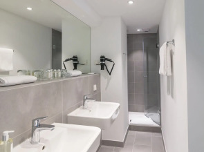 Bayer 89 Vi Vadi Hotel