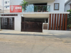 OYO 2132 Apartment Aditya Residency