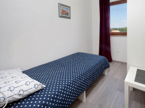 Nice Apartment With Balcony on the Second Floor With a Lovely View of the sea