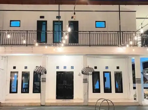 Villa Sindang Restu SR Cisarua with Sharing Pool