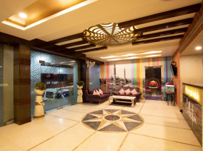 OYO 80824 collection O Vrindavan Regency