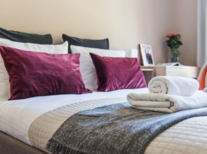 Unique Unusual Apartment in Heart of Jewish Quarter