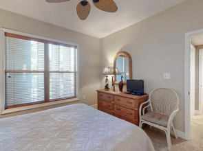 5108 Hampton Place South