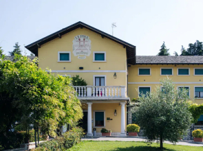 Hotel La Pina