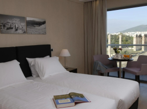 Athens Gate Hotel