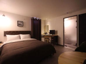 Hotel The Lua