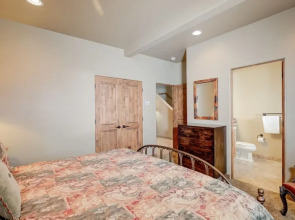 Alpine Meadows Chalet 2 Silver Star