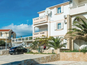 Stunning Home in Vidalici With Wifi and 1 Bedrooms