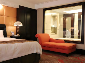 Royal Mediterranean Hotel