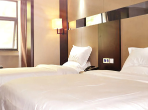 Bowen Jiayi Hotel