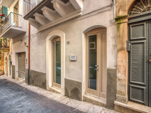 Alluring Apartment in Ragusa With Balcony