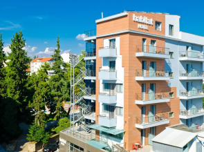 Habitat Hotel