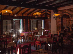 Hotel Dvor