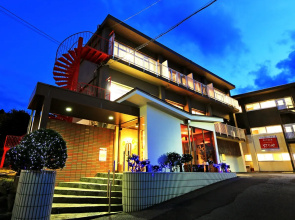 Crystal Ryokan Shirahama Akariya