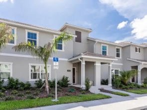 Rent a Luxury Townhome on Storey Lake Resort, Minutes From Disney, Orlando Townhome 3224
