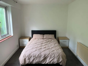Seaside Retreat Sleeps 4 With Pets
