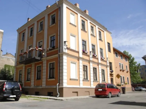 Knights Court Hostel