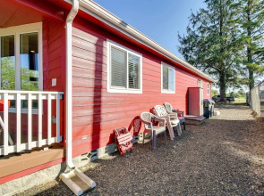Ocean Shores Retreat w/ Porch & Canal Views!
