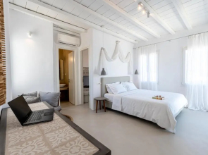 Carpe Diem Villas Mykonos - Heated Pool