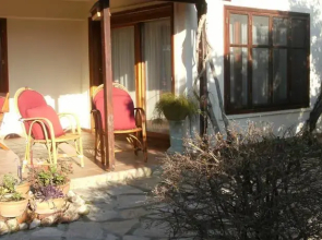 Villa Juanita Garden Apartment