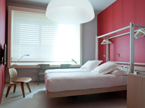 NU Hotel