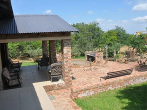 Thorntree Lodge