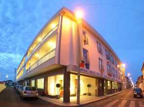 Apulia Praia Hotel