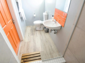 Never at Home Green Point - Hostel