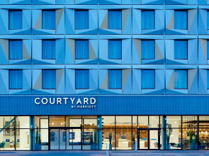 Courtyard by Marriott Luton Airport